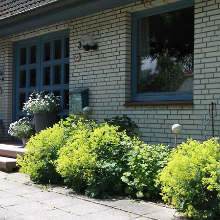 Ferienwohnung Weisses Haus Meeschendorf Exterior foto